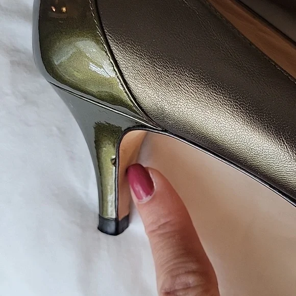Cole Haan Women's Olive Green Heels - Picture 11 of 12